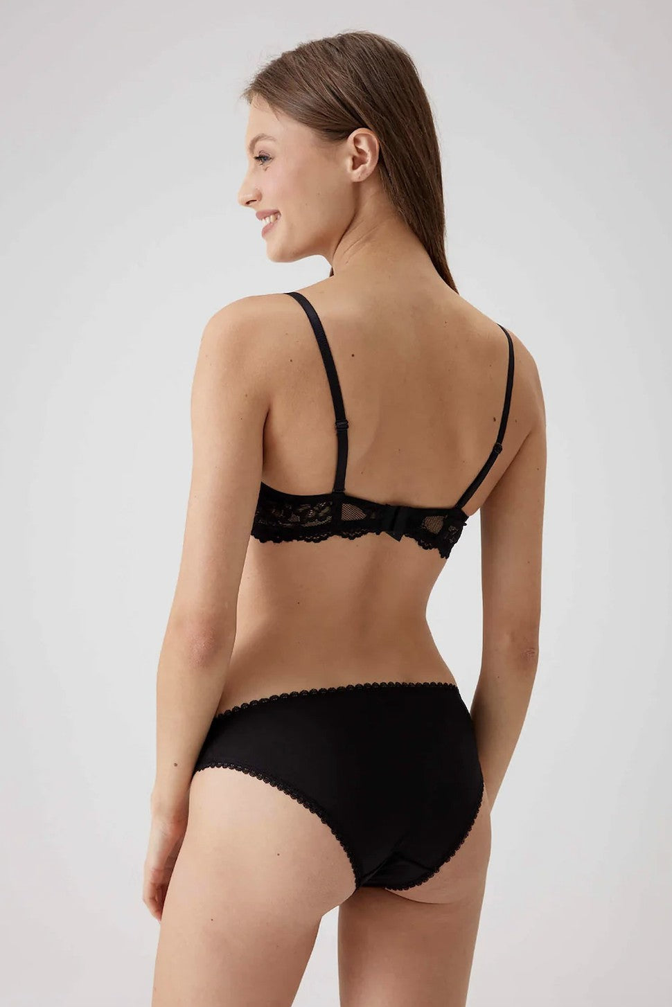 Pierre Cardin Milan Push Up Dolgulu Dantelli Çeyiz Sütyen ve Külot İç Çamaşır Takımı - 9